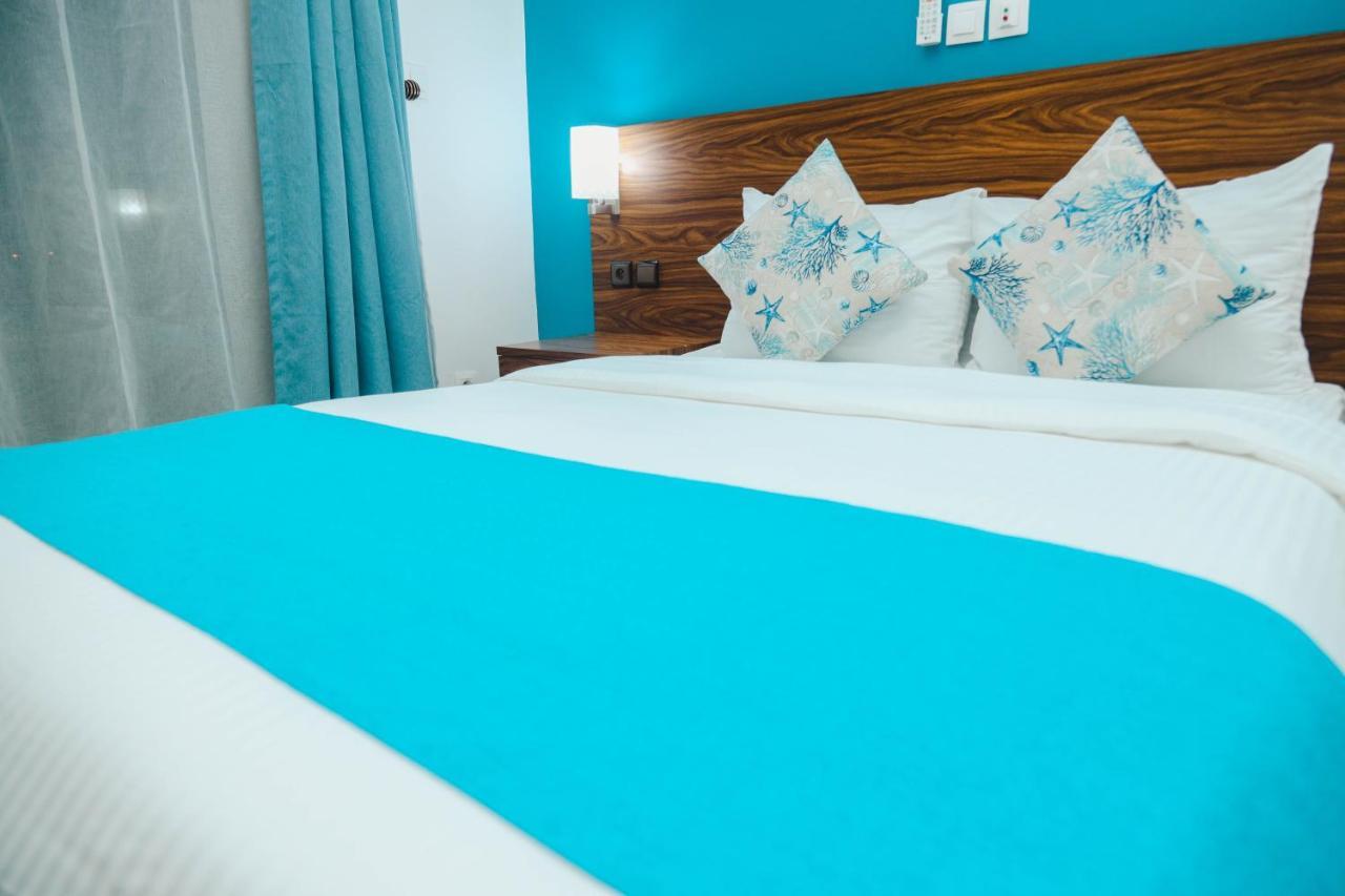 Robert'S Hotel Abidjan Kültér fotó