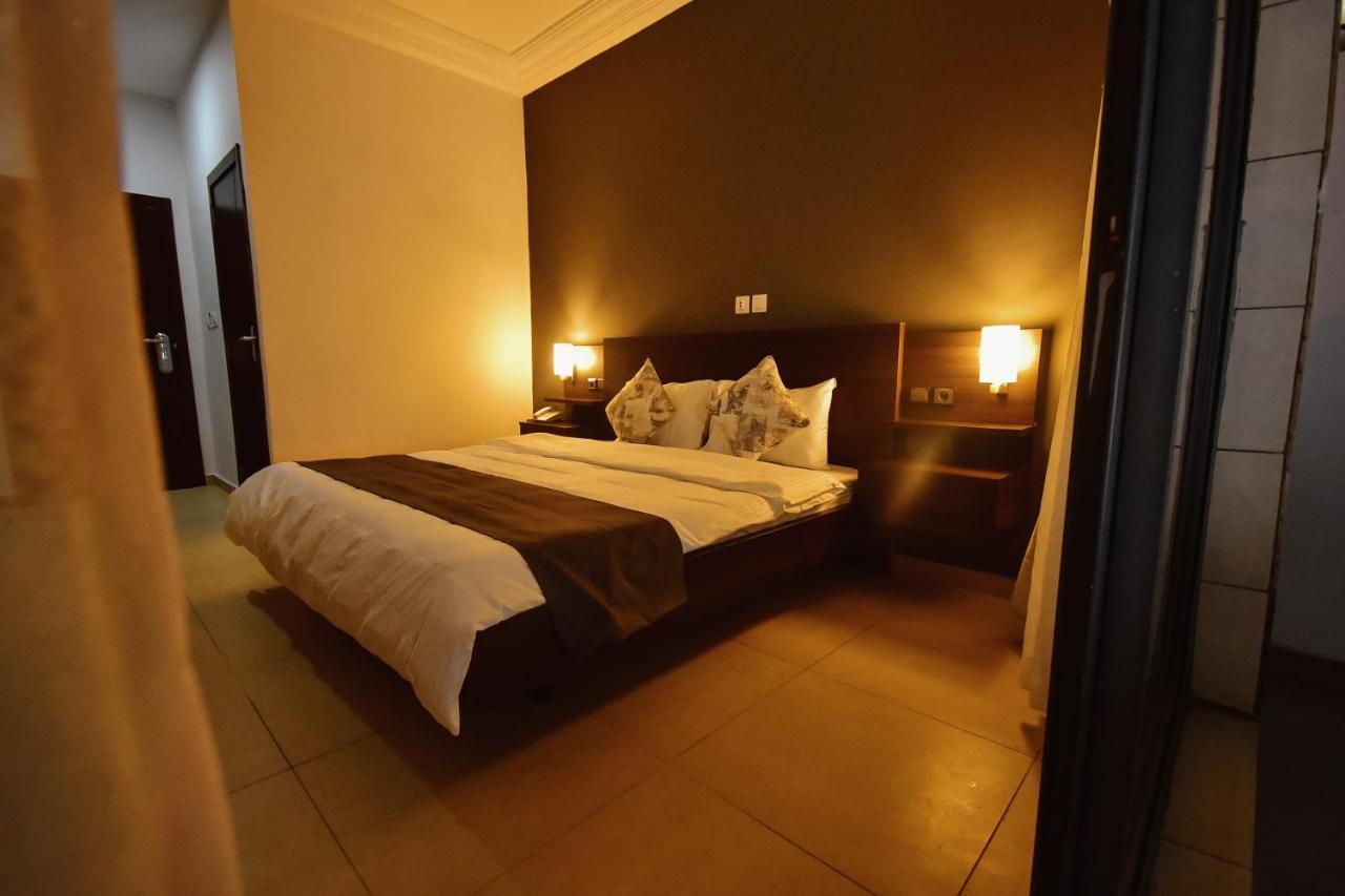 Robert'S Hotel Abidjan Kültér fotó