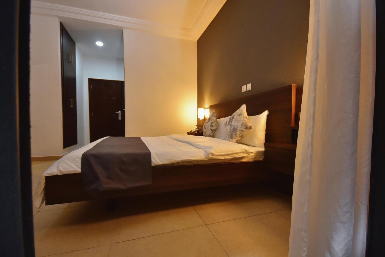 Robert'S Hotel Abidjan Kültér fotó